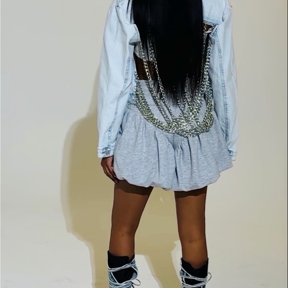 Party in the back Denim Jacket 🔥🔥🔥🔥 - Picture 4 of 5